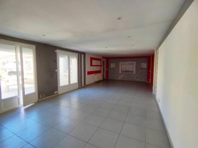 À VENDRE SAINT-OMER, Appartement avec cour, Fort potentiel d'aménagement 